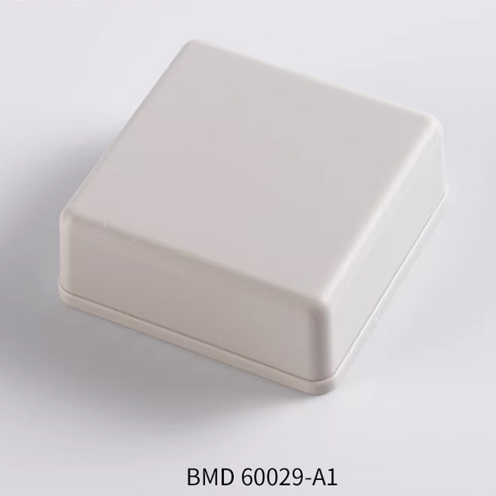 Diy Electronics Projects - DIY kleine plastic elektrische behuizing 51x51x20mm